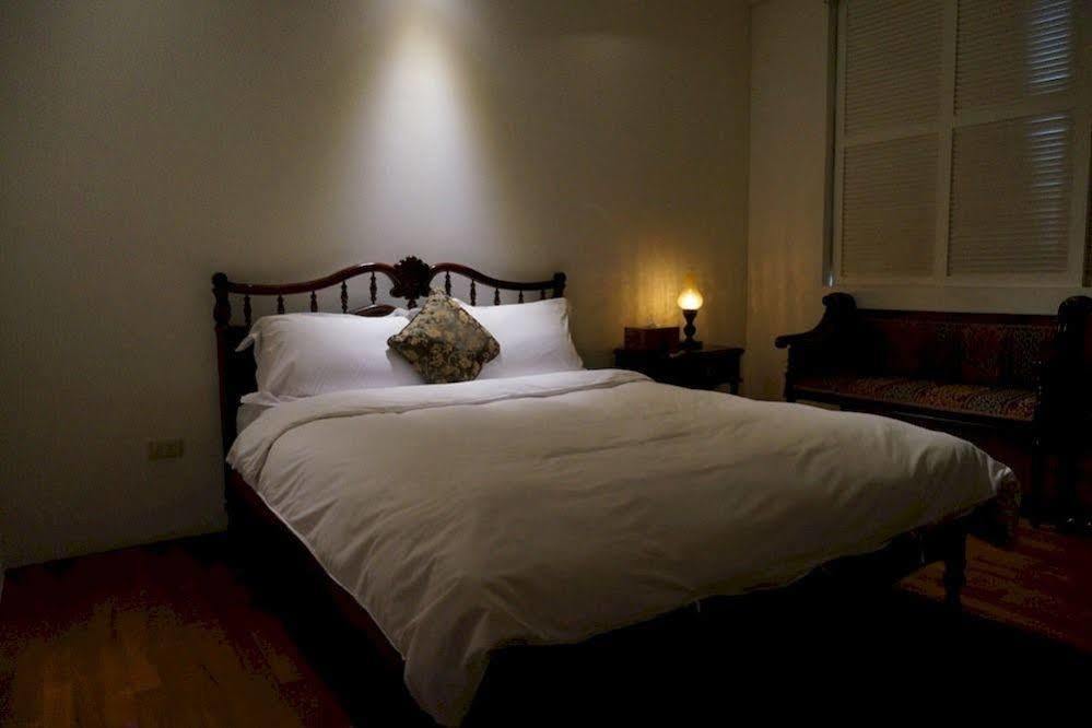 Amanda Home Stay Tainan Buitenkant foto