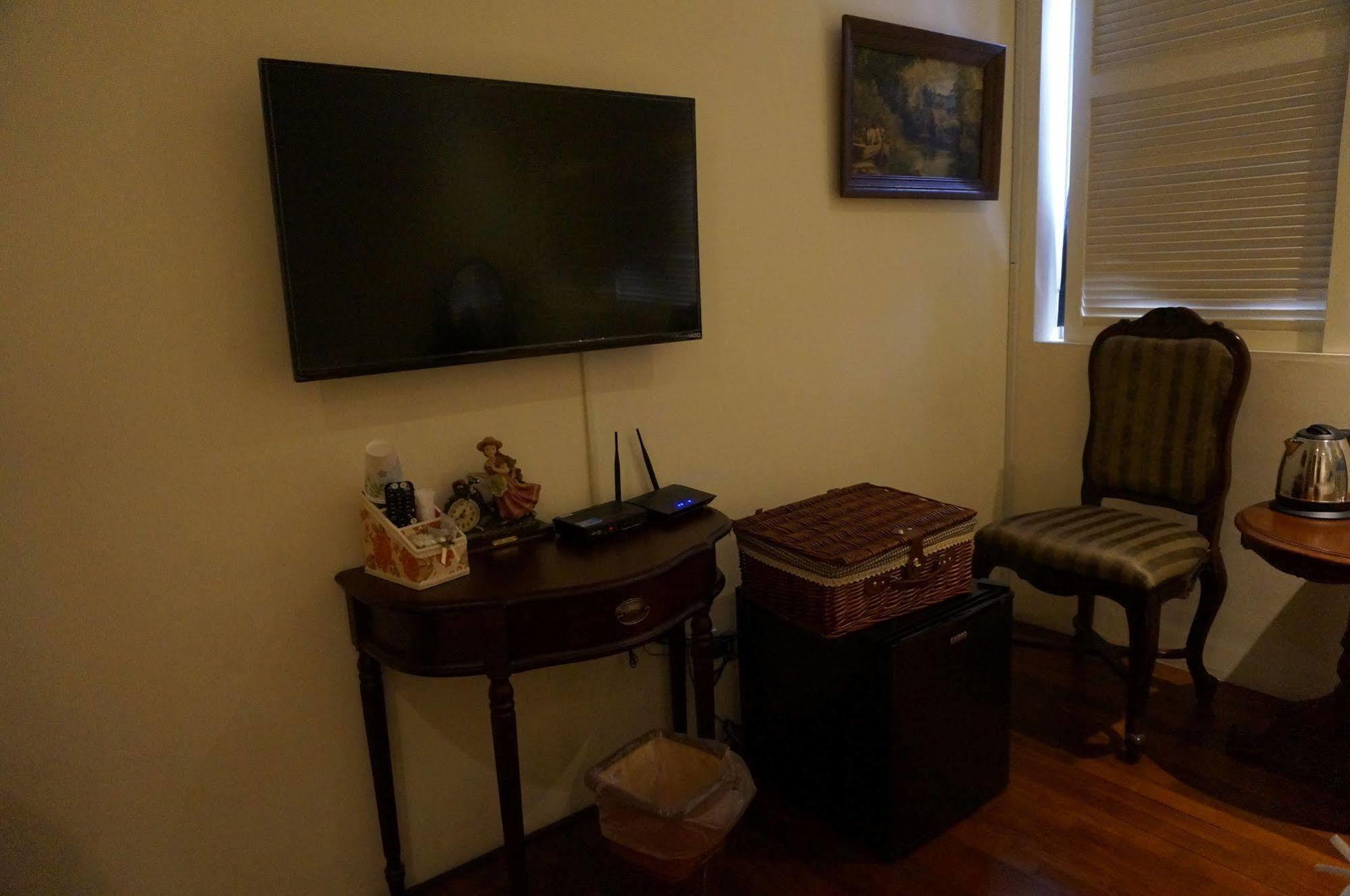Amanda Home Stay Tainan Buitenkant foto